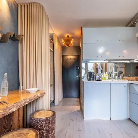 公寓 Lognan- New In The Center - By Cozee *