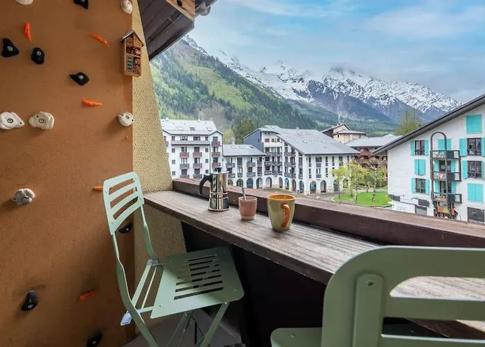 Apartment Lognan- New In The Center - By Cozee Chamonix