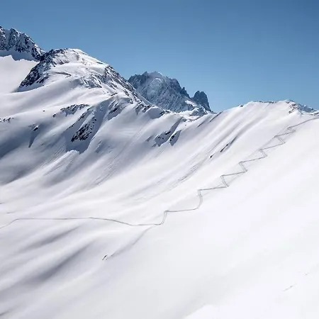 Appartamento Lognan- New In The Center - By Cozee