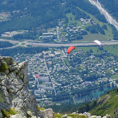 Appartamento Lognan- New In The Center - By Cozee